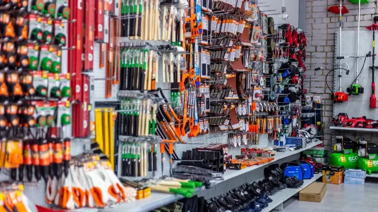 Multi-Location Hardware & Farm Supply
