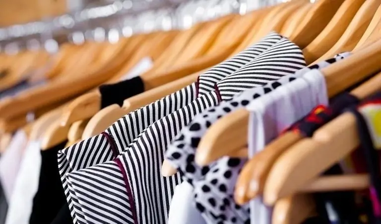 Established, Profitable, SBA PreApproved Clothing Store in Naples