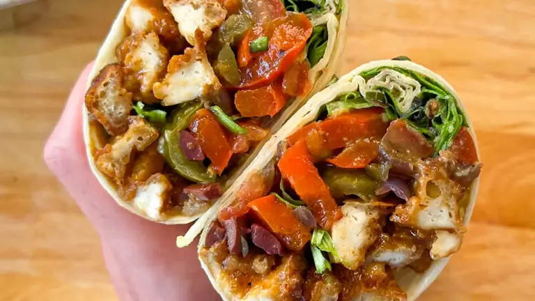 Quick Service Mexican Restaurant with Patio, and Beers on tap