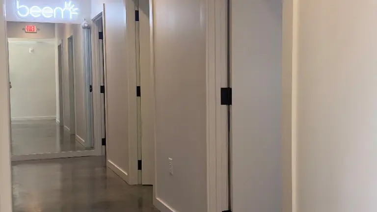 Hallway to room #1-6 of 9