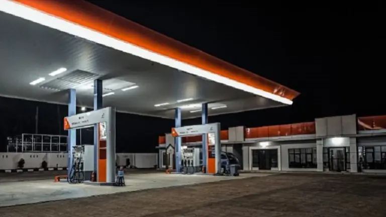 53 Yr Profitable Gas Station w/ Real Estate & Growth Opportunity!