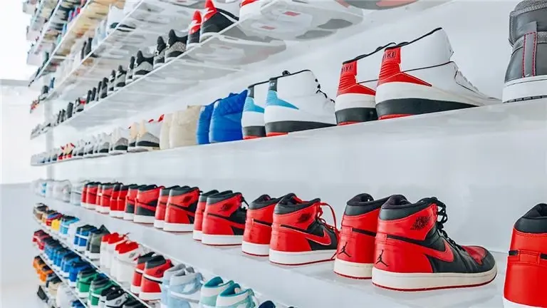 Price Drop!! - Specialty Sneakers & Streetwear - $1.75MM Gross (2024)