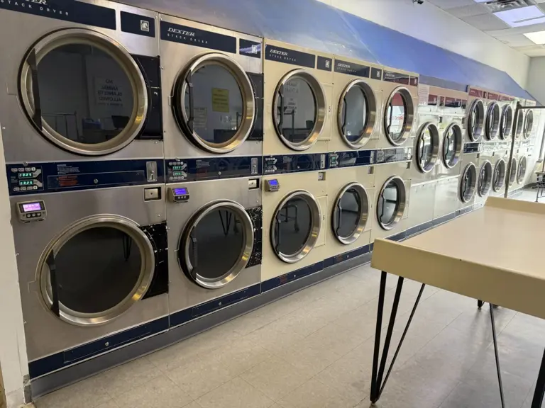 Laundromat for Sale – High Visibility Retail Plaza Location