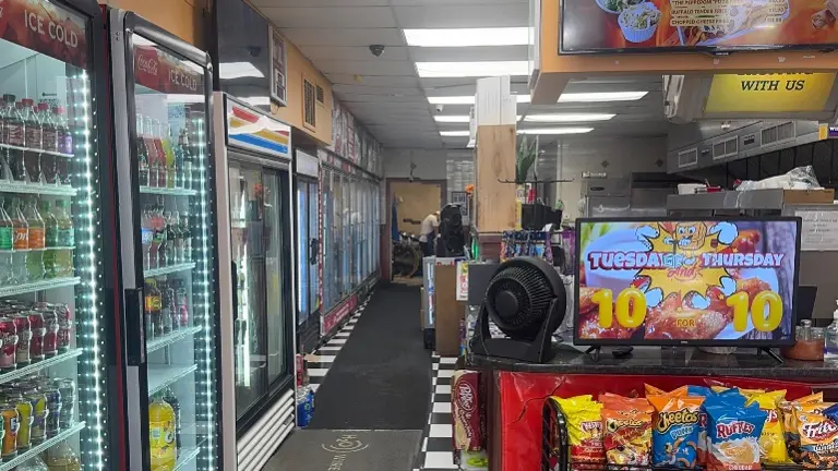 Turnkey take out and eat in Restaurant