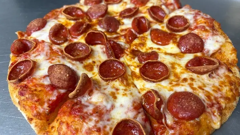 Take Out/Delivery Pizzeria