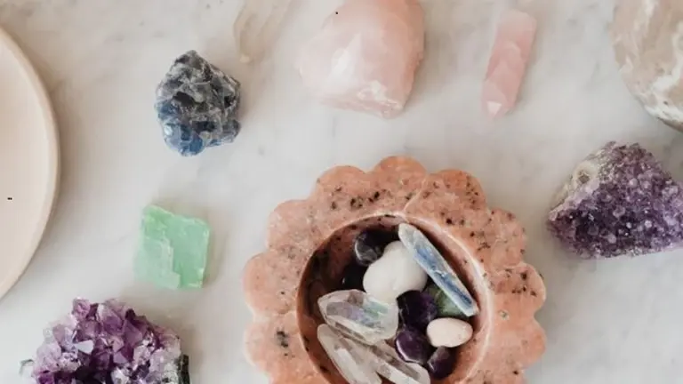Specialty Crystals & Home Decor Retail Store