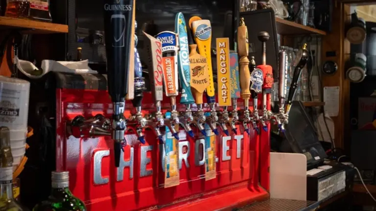 Pub Business Only for Sale – $250,000 | Long-Term Lease Available