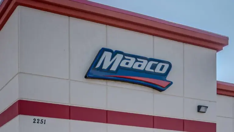 Automotive Paint & Auto Body Franchise - 4 Shops - PENDING