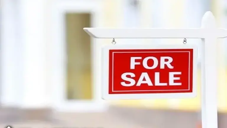 Incredible Investment Opportunity on 5.2 Acres of Prime Commercial RE
