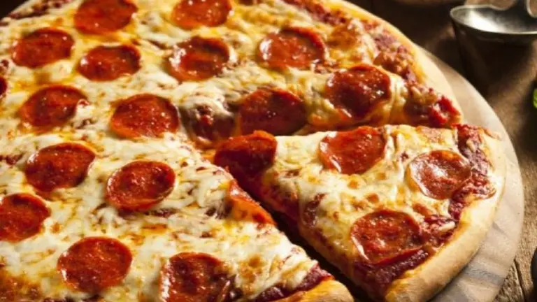 Established Pizza Restaurant with R Liquor License Option