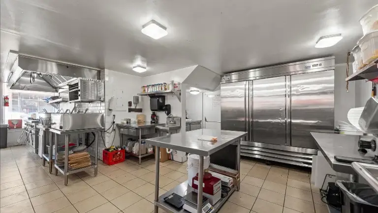 Large Commercial Kitchen