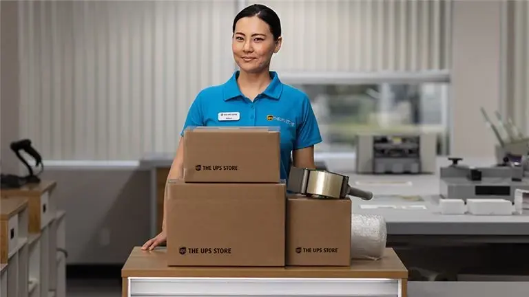 Queens Fed Ex & UPS Shipping & Receiving Store - Fully Set Up