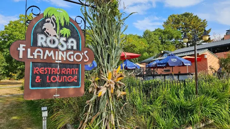 Iconic Bethlehem, NH Restaurant Rosa Flamingo's For Sale!