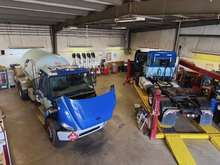 Tri-State Truck and Trailer Repair Inc. - For Sale
