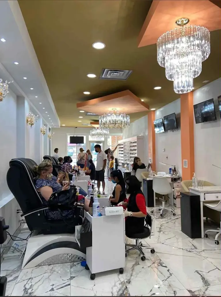Turnkey Nail Salon in Fairfax – Low Investment, Ready to Operate!