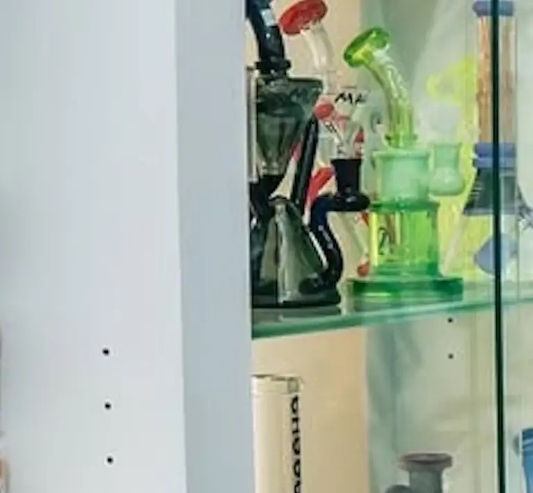 Prime Location Smoke Shop with Growth Potential