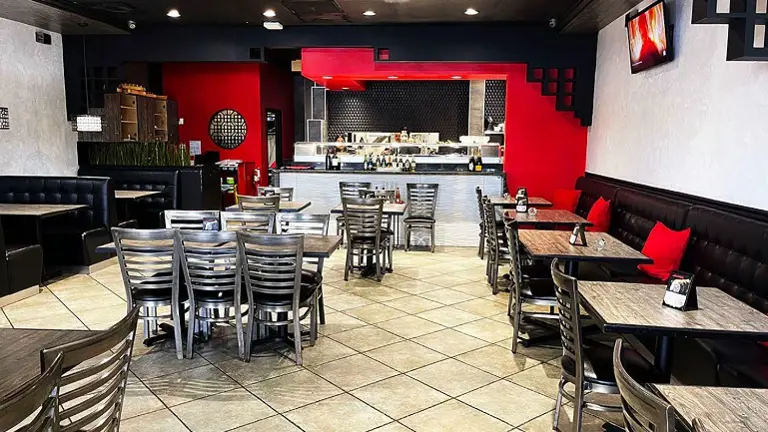 Thriving Asian Restaurant Miami Lakes