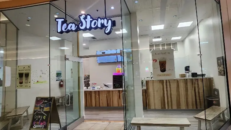No Setup Needed! Fully Equipped Bubble Tea & Coffee Shop for Sale
