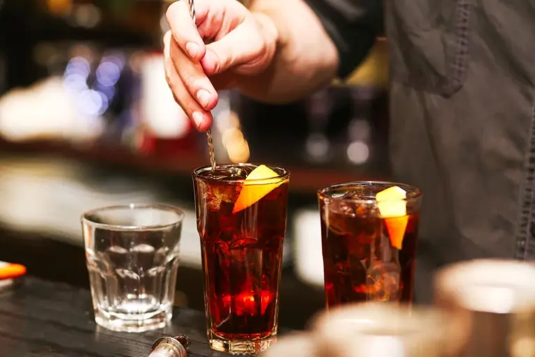 Folsom Sports Bar & Grill Restaurant