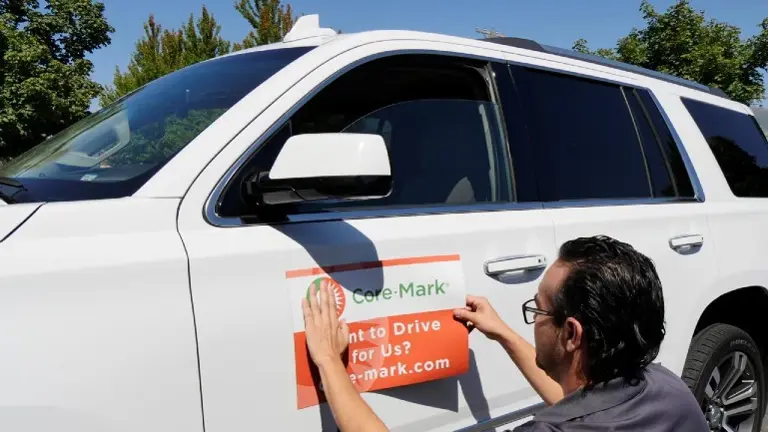 Custom Signage Business – High-Demand Market