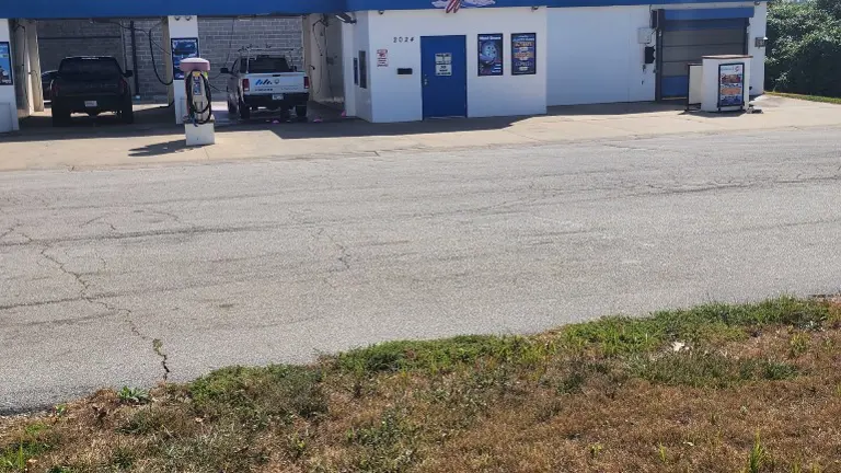 2 Established car washes St Charles MO