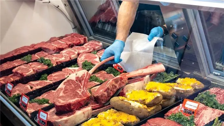 Bankable!! - Iconic 5-day South Shore Butcher Shop / Market