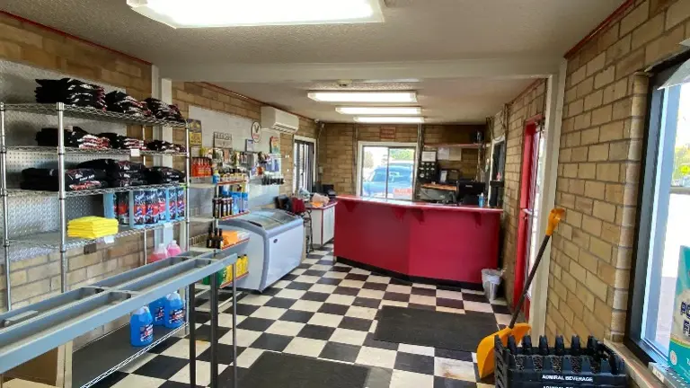 Office & retail space