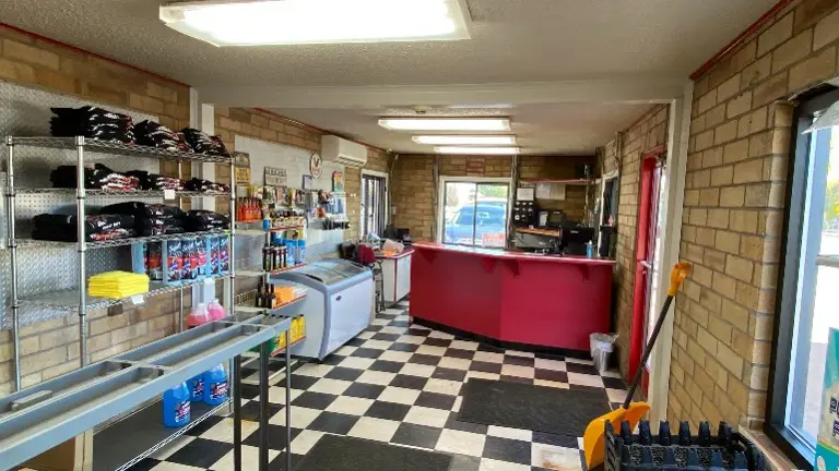 Office & retail space