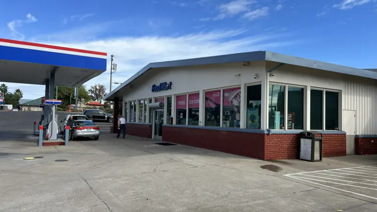 Gas Station and Mart with Property (Redding)