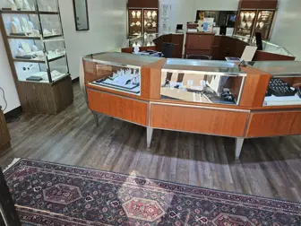 listing-image