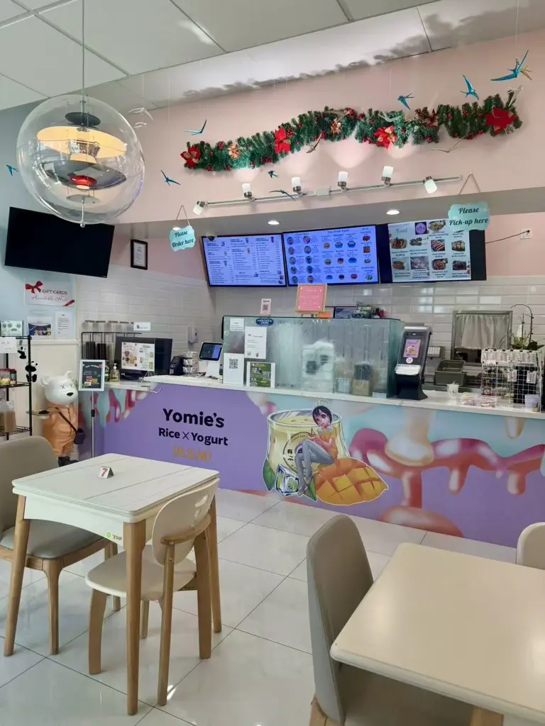1,700sf Franchise Rice Yogurt Shop