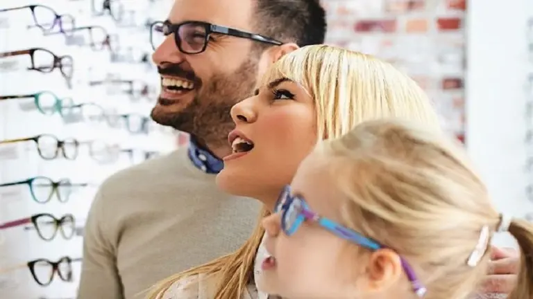 Long Established Busy High End Optical Practice Available