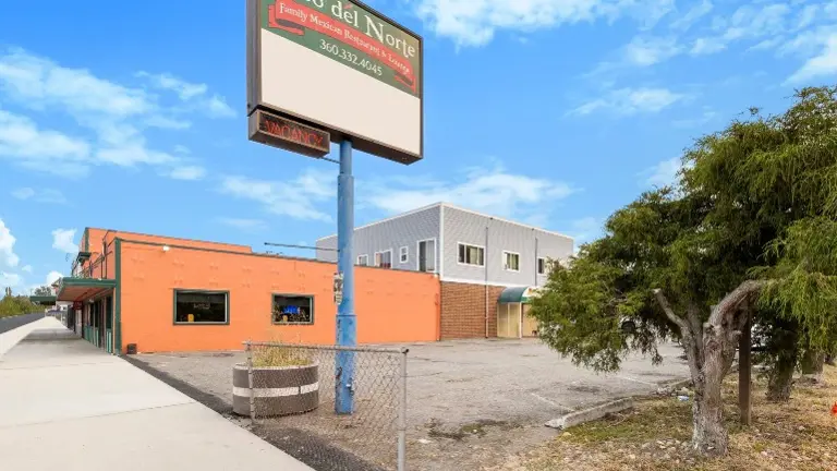 High profit Cash Flow Mexican Restaurant Mixed use commercial 