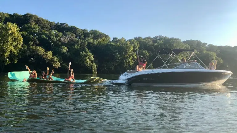 Turnkey Austin Boat Rental Business – 7 Years Established