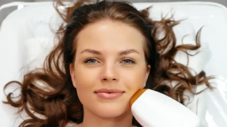 Established Skincare Studio with 25-Year Client Base - Turnkey Op