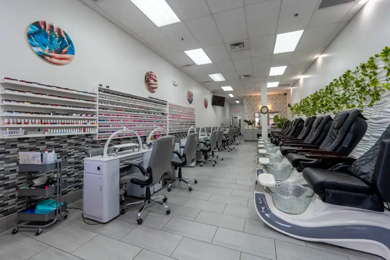 Nail Salon Opportunity in Prime Castle Rock Location!