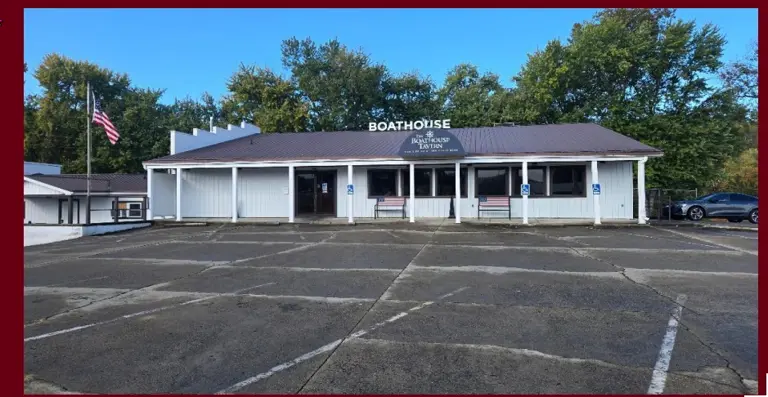 Restaurant For sale waterfront Coshocton