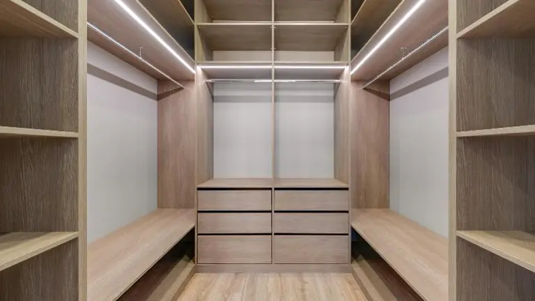 Manufacturer and Distributor of Home Organization Products