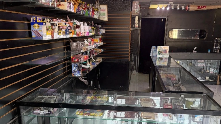 vape shop for sale Vape Shop in Richmond TX | Inventory and Bitcoin Machine | Low $ Rent in  Richmond, Texas
