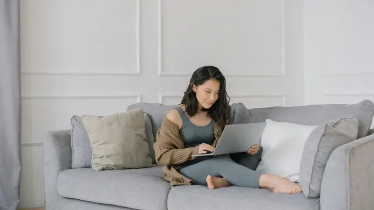 Online Courses Platform | Classes on Investing, AI, Crafting & Stocks