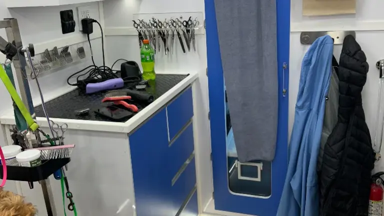 Storage Grooming Area