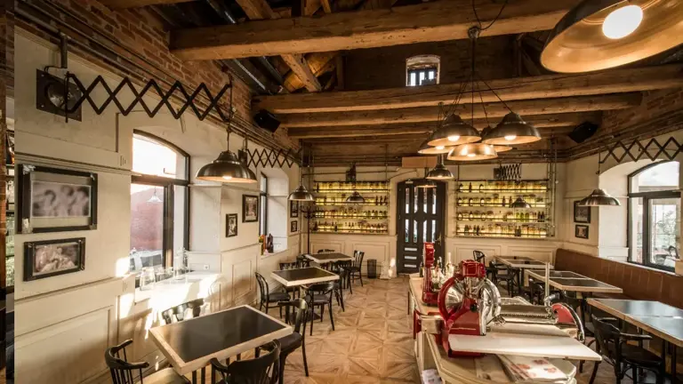 Pizzeria Owner Financing