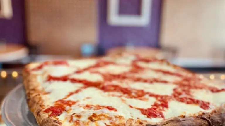 Semi-Absentee Pizzeria in the Middlesex County.