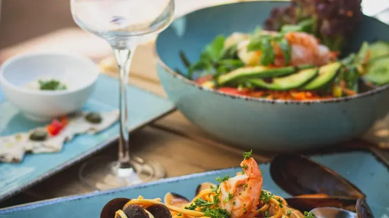 Turnkey Italian Restaurant – Prime Big Box Center Location!