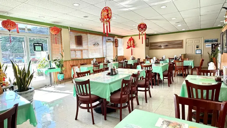 Turn-key Vietnamese restaurant for sale