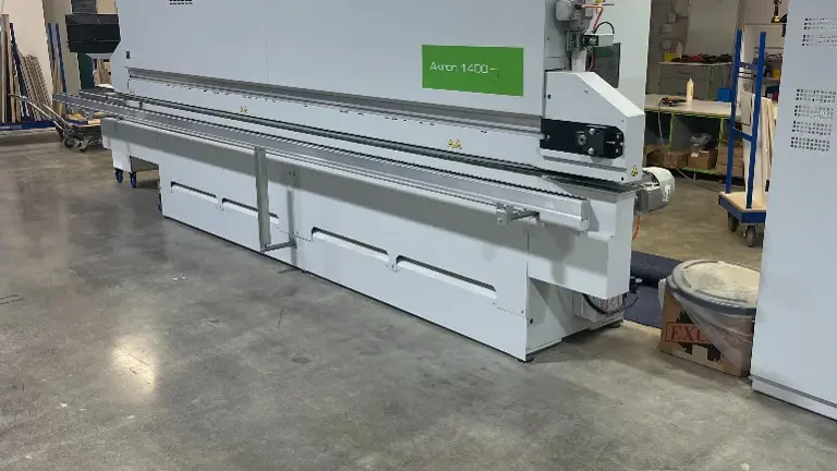 Biesse Akron 1440 - with pure glue attachment
