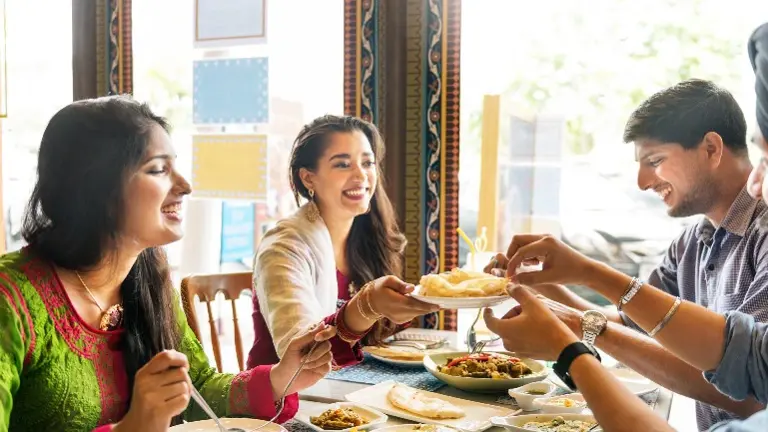 Stunning 4,200 SQ FT Turnkey Restaurant in an Affluent Silicon Valley