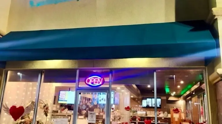 Boba tea and desserts shop for sale in Merced