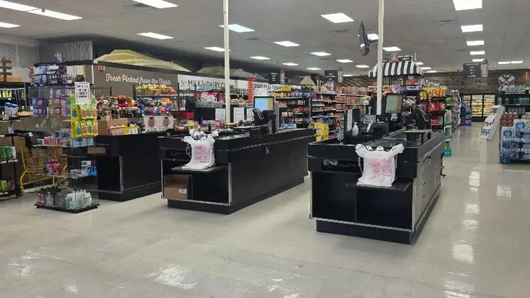 Supermarket for Sale – Milwaukee. High Potential • Great Community