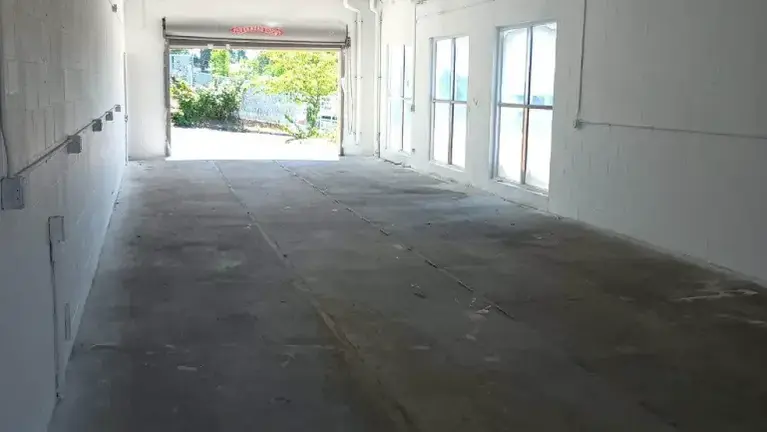 Drive-Thru for Lease on highway 99, Lynnwood 